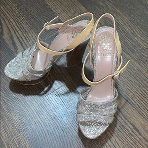 Women’s platform shoes size 7.5